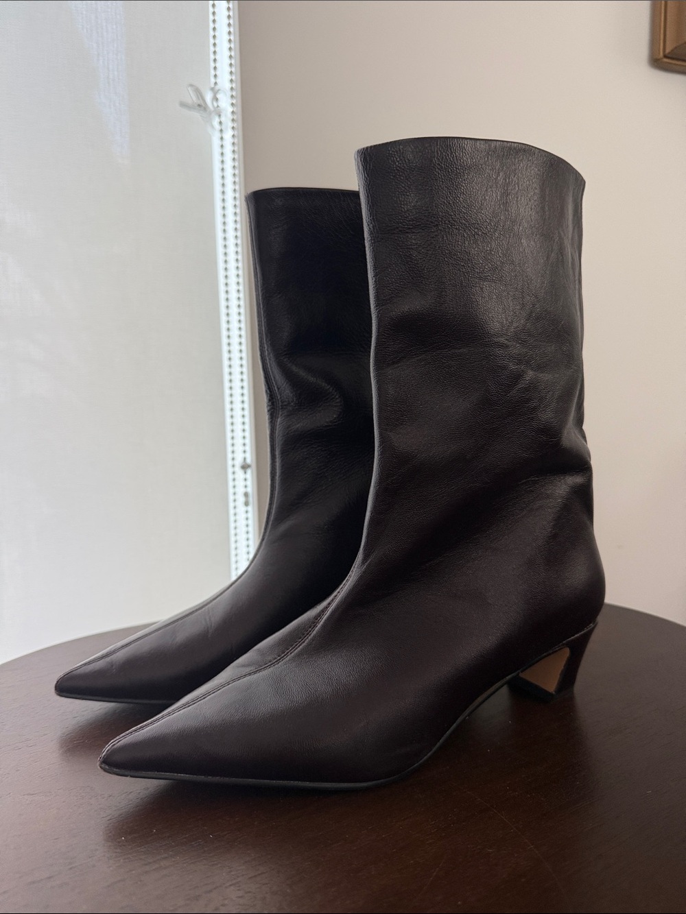Steve Madden Women's Lytton: dark brown/burgundy Ankle Boot size 7.